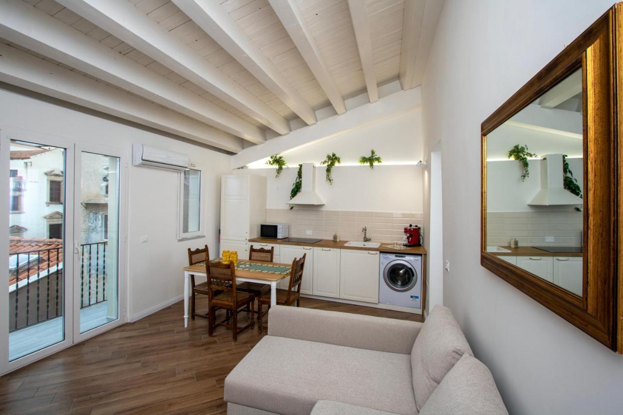 Cortile Del Greco Apartments Palermo Exteriör bild
